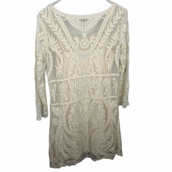 Express Dresses & Skirts - Express lace mini dress